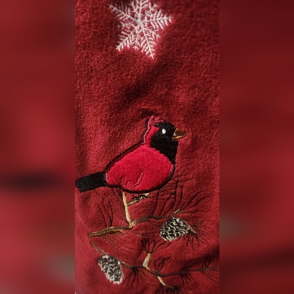 Baxter and Wells Red Winter Embroidered Fleece Vest Size L - Picture 5 of 8
